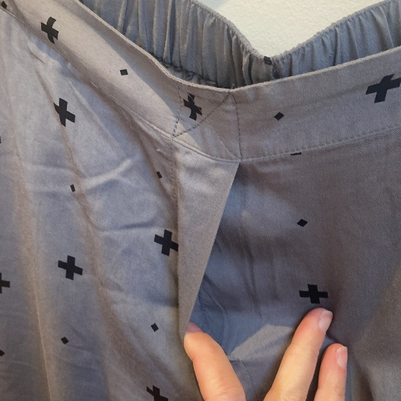 🤍 Paper Label Pants - Picture 3 of 6